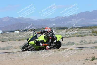 media/Apr-05-2024-Apex Assassins-CVMA Friday Practice (Fri) [[ee2ef04f2b]]/3-Racer 2/Session 2 Turn 9 Inside/